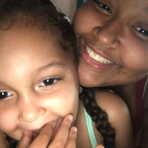 Meet your Posher, Juana